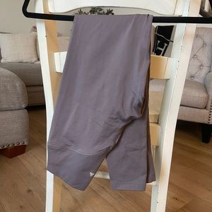 Balance Athletica leggings size small